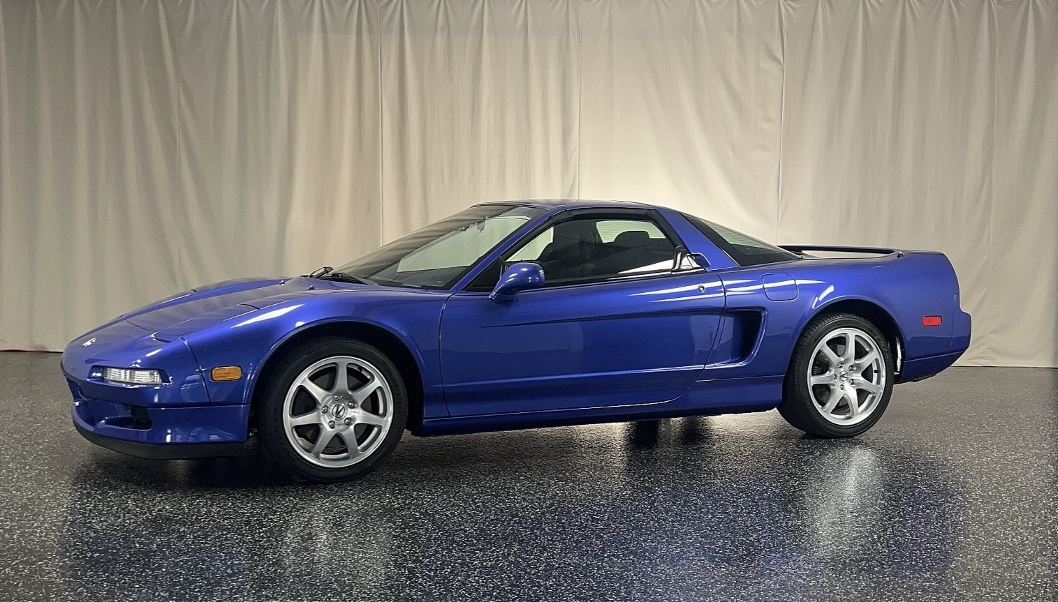 2000 Acura NSX T photo 3